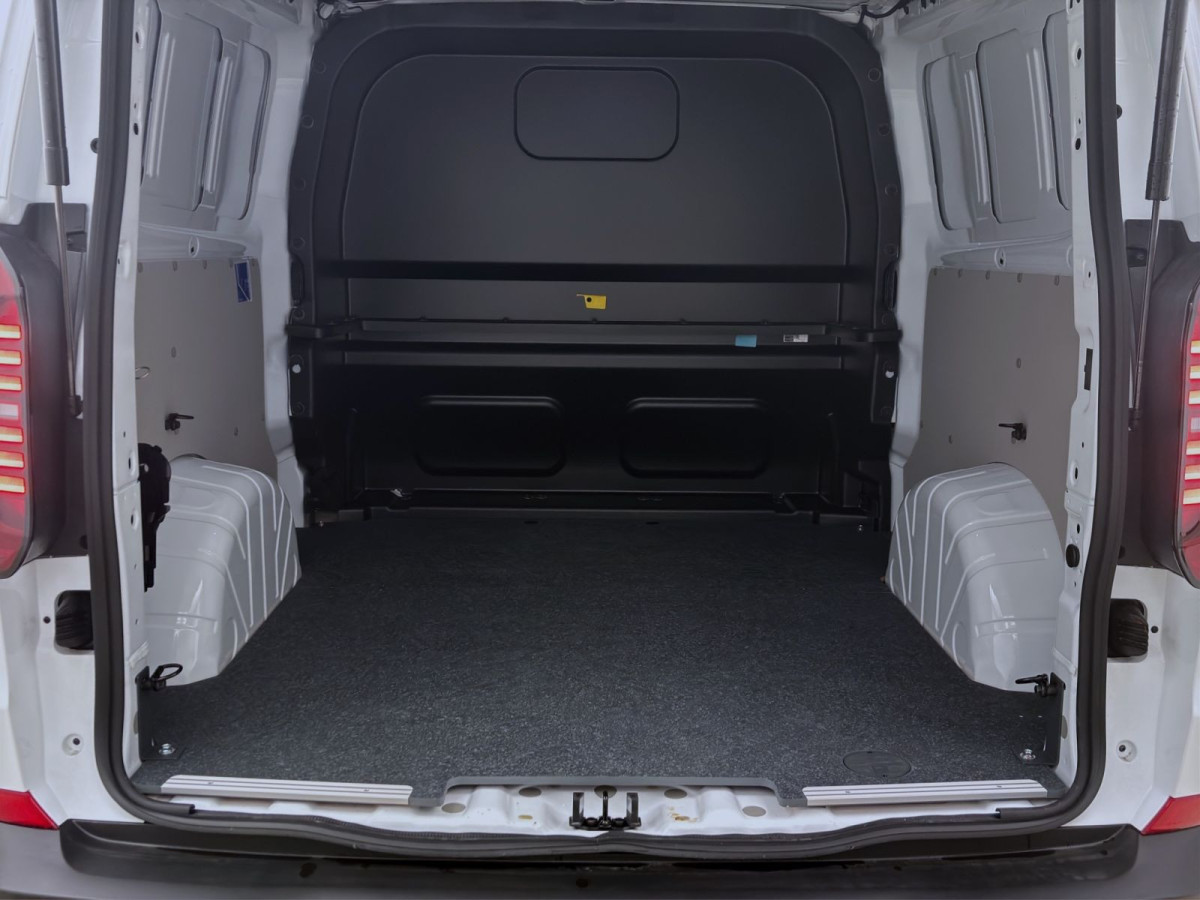 Thumb 4: Volkswagen T7 Transporter KastenwagenPlus Lang 2,0 TDI