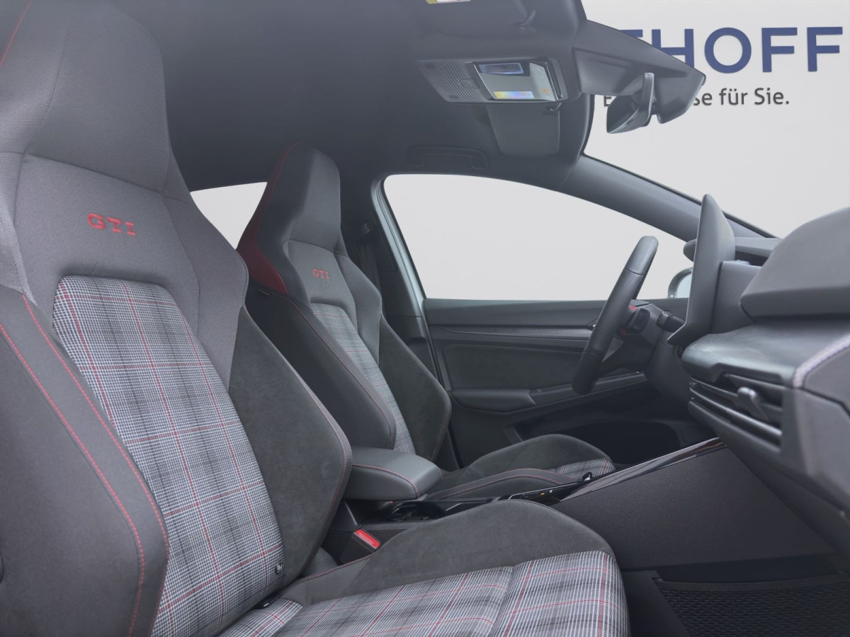 Thumb 16: Volkswagen Golf GTI LED+ KAMERA NAVI HuD SITZHZG