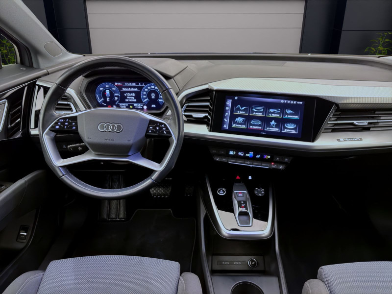 Bild 12: Audi Q4 e-tron 35 AHK NAVI+ SITZHZG PDC LM19 KLIMA