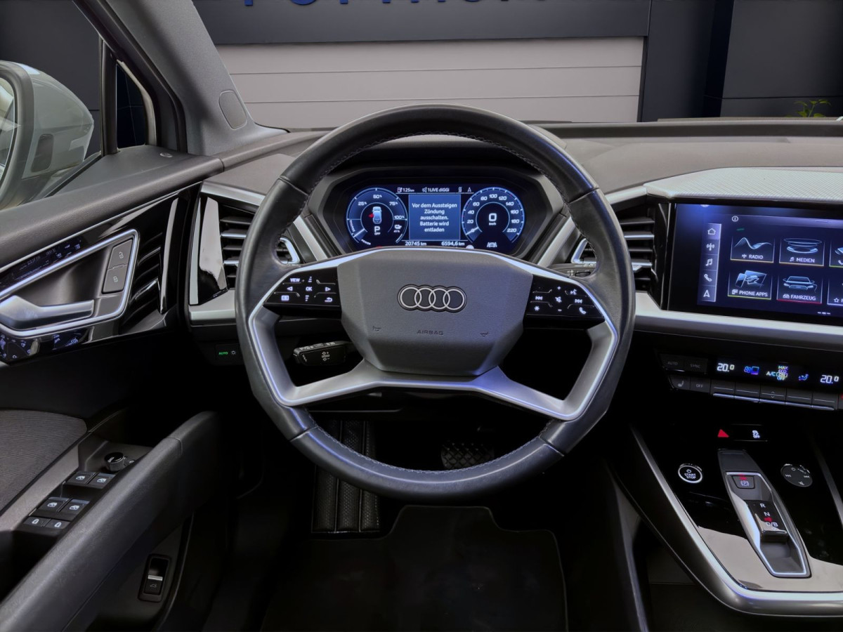 Thumb 10: Audi Q4 e-tron 35 AHK NAVI+ SITZHZG PDC LM19 KLIMA