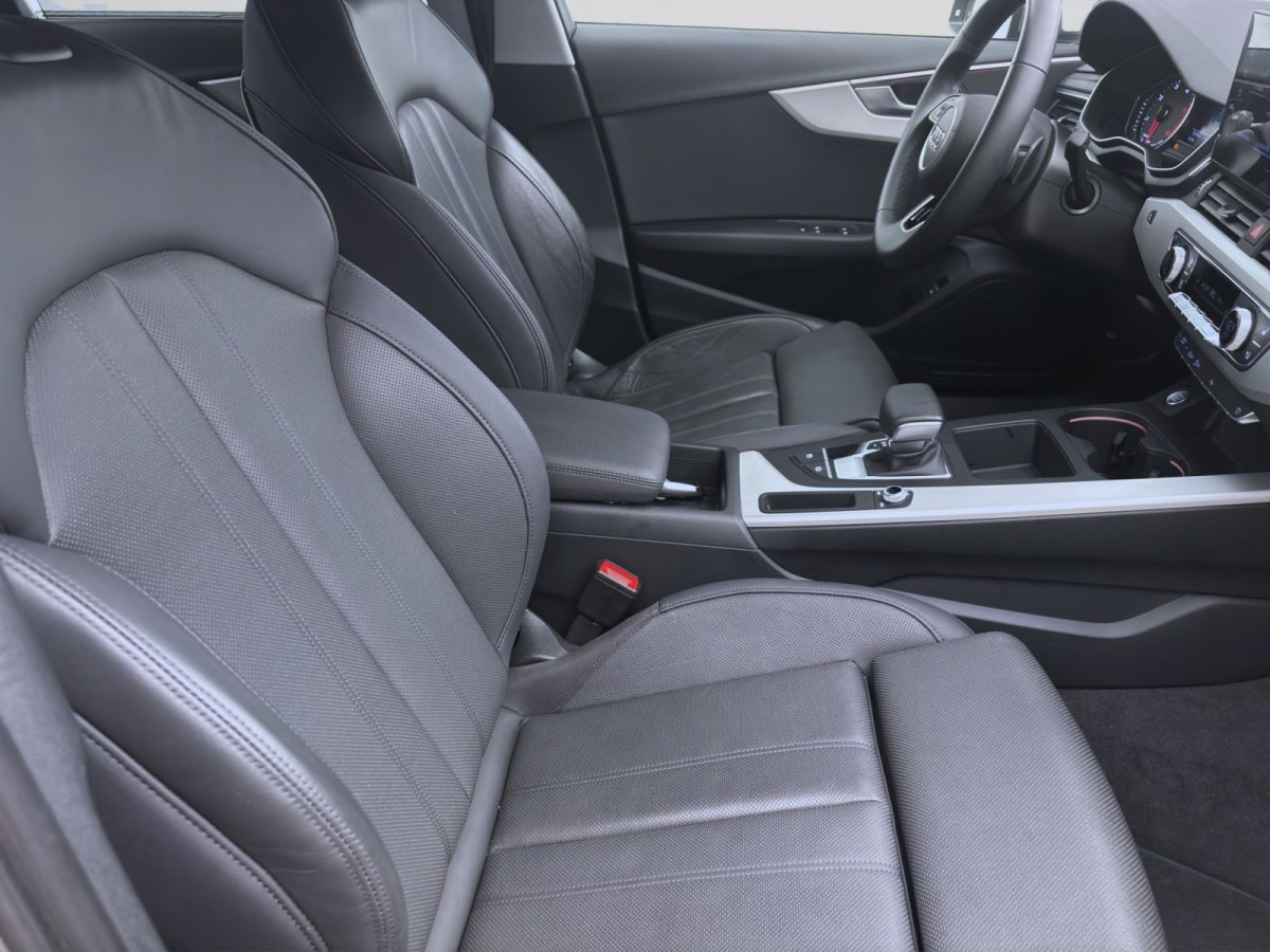 Thumb 16: Audi A4 Limousine 40 TDI Q S LINE AHK STDHZG NAVI KAMERA