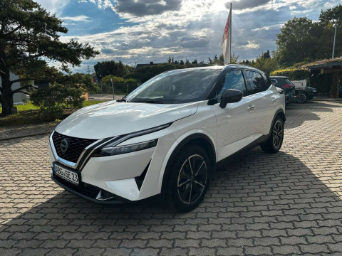 Automodell: Qashqai in der Farbe weiß