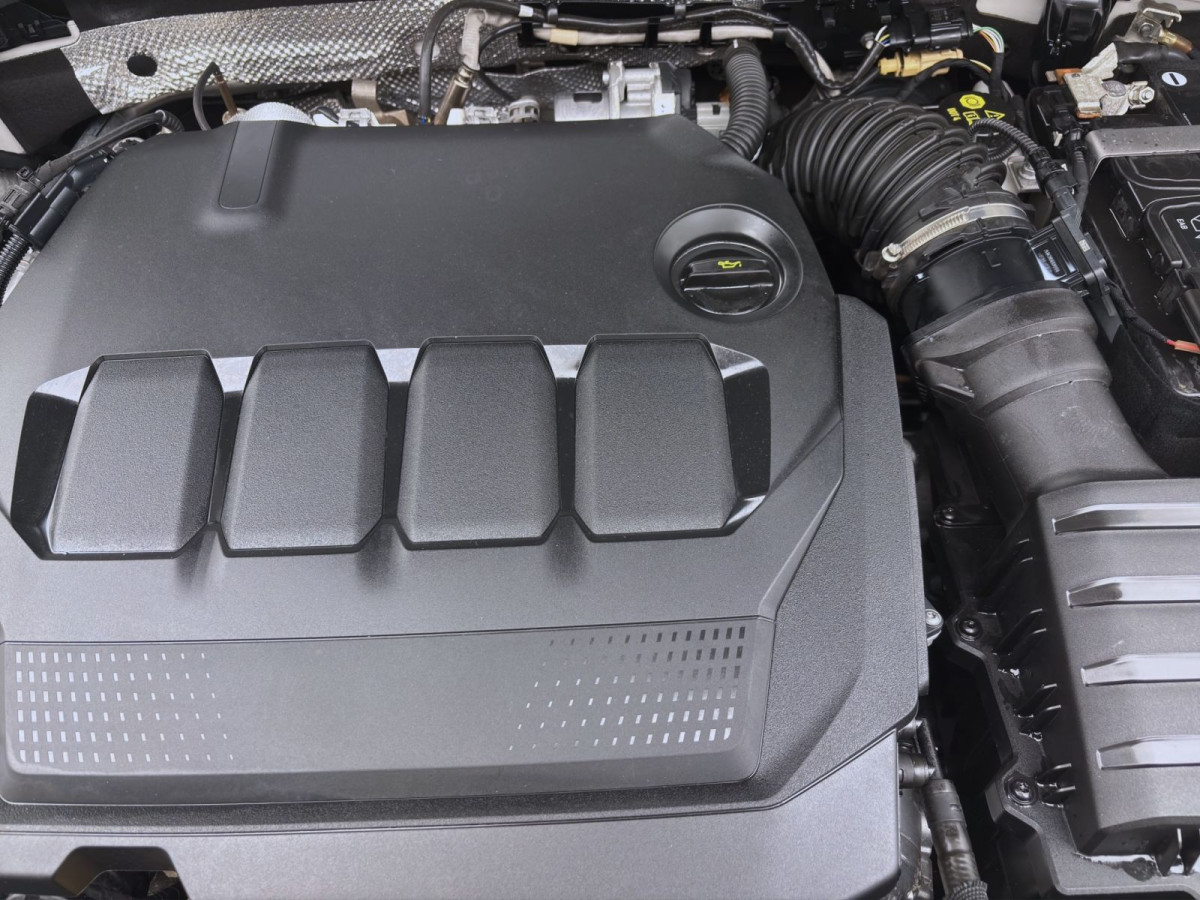 Thumb 17: Volkswagen Golf Variant 2.0 TDI DSG LIFE AHK NAVI KAMERA SITZHZG