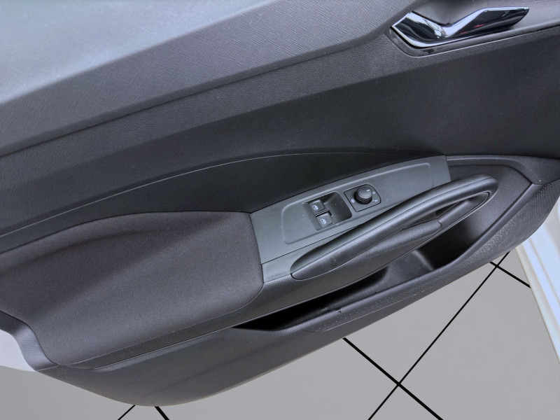 Bild 10: Škoda Fabia 1.0 MPI ACTIVE PDC LED SHZG SWING