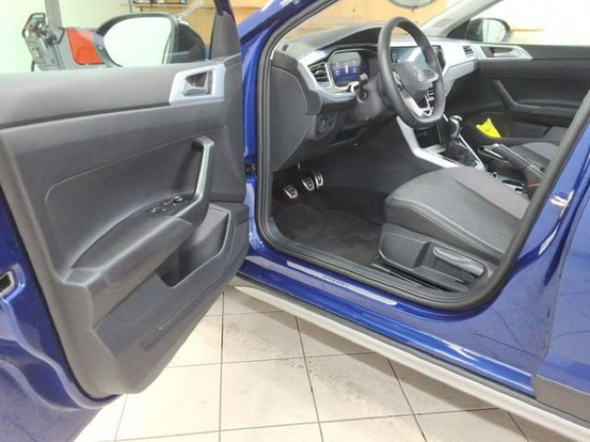 Thumb 3: Volkswagen Taigo 1.0 TSI ENERGY KLIMA PDC LED SHZG