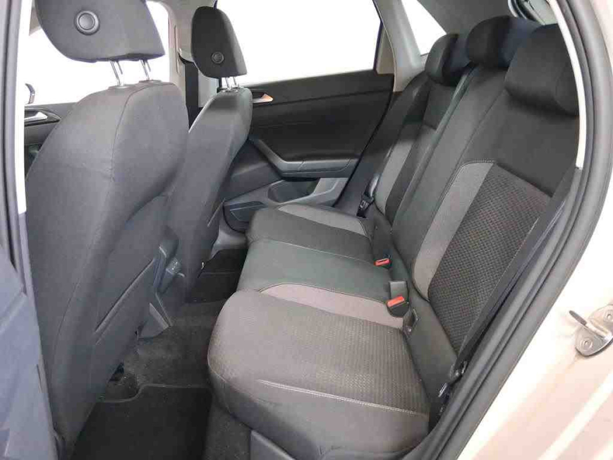 Thumb 7: Volkswagen Polo 1.0 MPI LIFE PDC LED KLIMA GANZJAHR