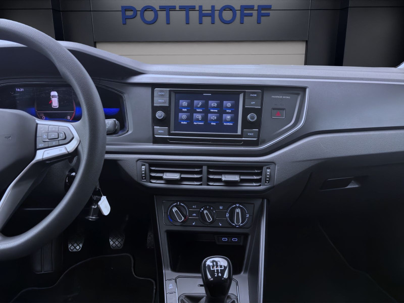 Bild 14: Volkswagen Polo 1.0 MPI AHK PDC SITZHZG LED KLIMA