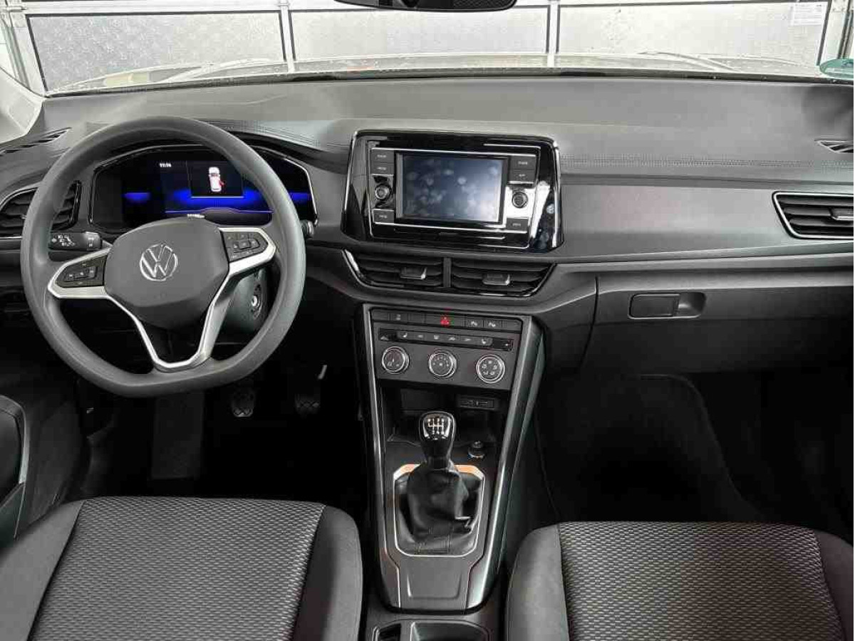 Thumb 5: Volkswagen T-Roc 1.0 TSI PDC SITZHZG KLIMA LED DAB+
