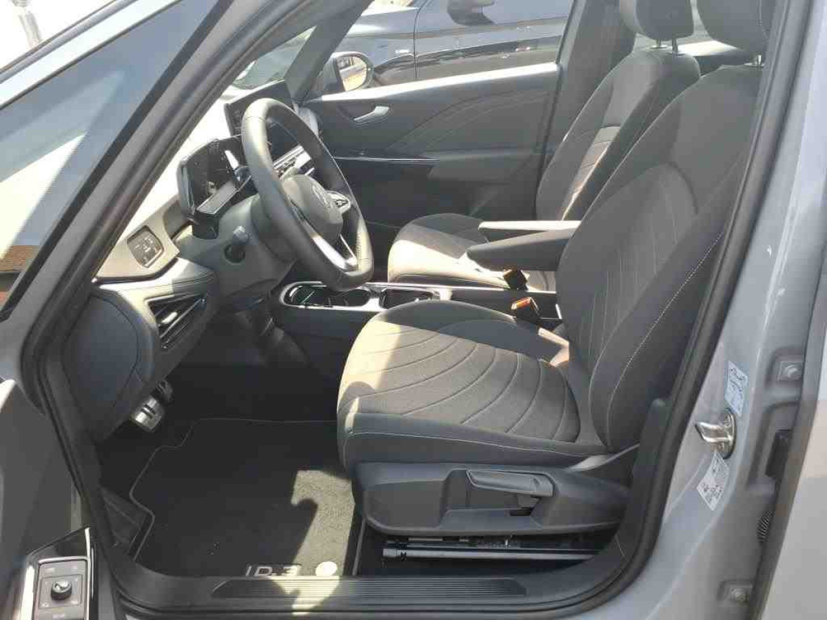 Thumb 5: Volkswagen ID.3 PRO PDC LED KLMA DAB+