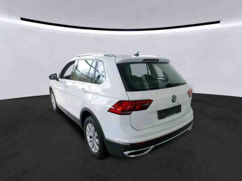 Bild 4: Volkswagen Tiguan 1.4 TSI eHybrid DSG ELEGANCE NAVI MATRIX PDC SITZHZG