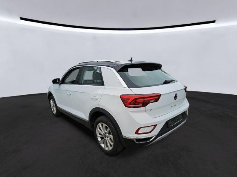Bild 3: Volkswagen T-Roc 1.5 TSI DSG STYLE NAVI AHK PANO KAMERA