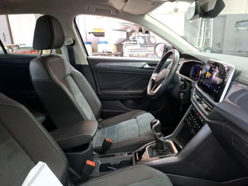 Bild 4: Volkswagen T-Roc 1.0 TSI STYLE NAVI KAMERA KLIMA SHZG