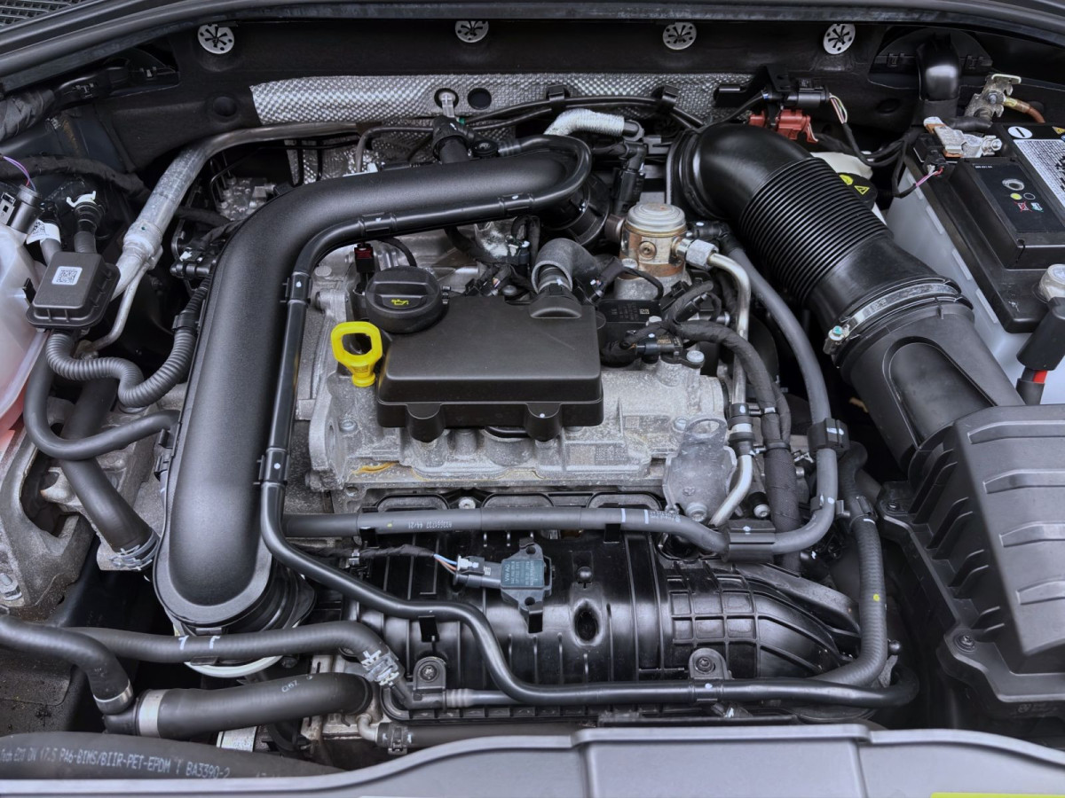 Thumb 18: Volkswagen T-Roc 1.0 TSI STYLE NAVI KAMERA KLIMA SHZG