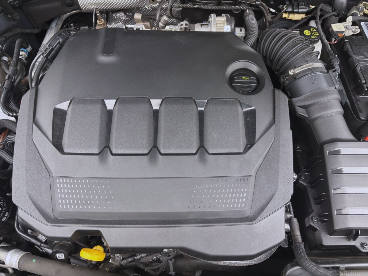 Thumb 17: Volkswagen Passat Variant 2.0 TDI DSG BUSINESS NAVI KAMERA KLIMA SHZG