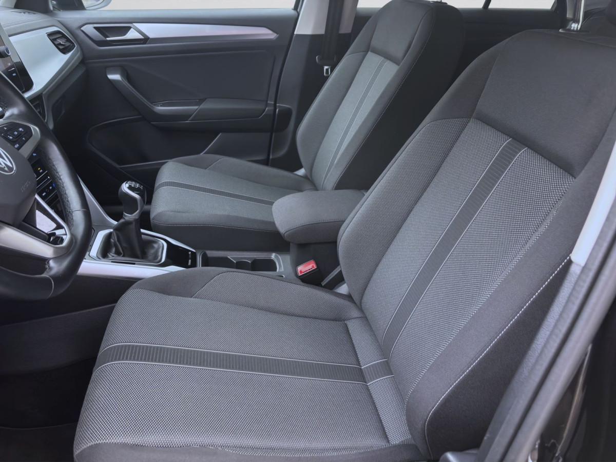 Thumb 9: Volkswagen T-Roc 1.0 TSI LIFE NAVI KLIMA SHZG PDC