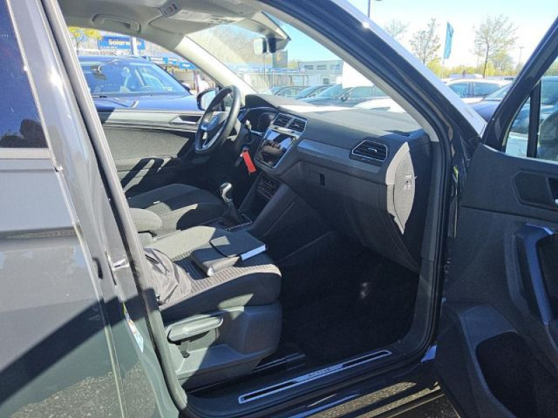 Bild 4: Volkswagen Tiguan 1.5 TSI ACTIVE AHK PDC LED SITZHZG