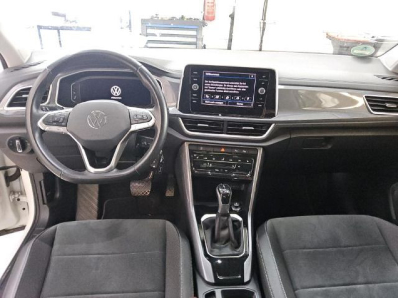 Bild 3: Volkswagen T-Roc 1.5 TSI DSG STYLE PANO NAVI SITZHZG PDC