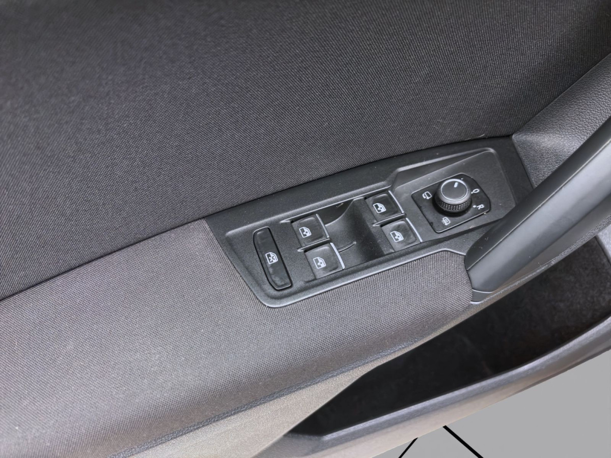 Thumb 10: Volkswagen Tiguan 2.0 TDI LIFE NAVI AHK KLIMA SHZG PDC