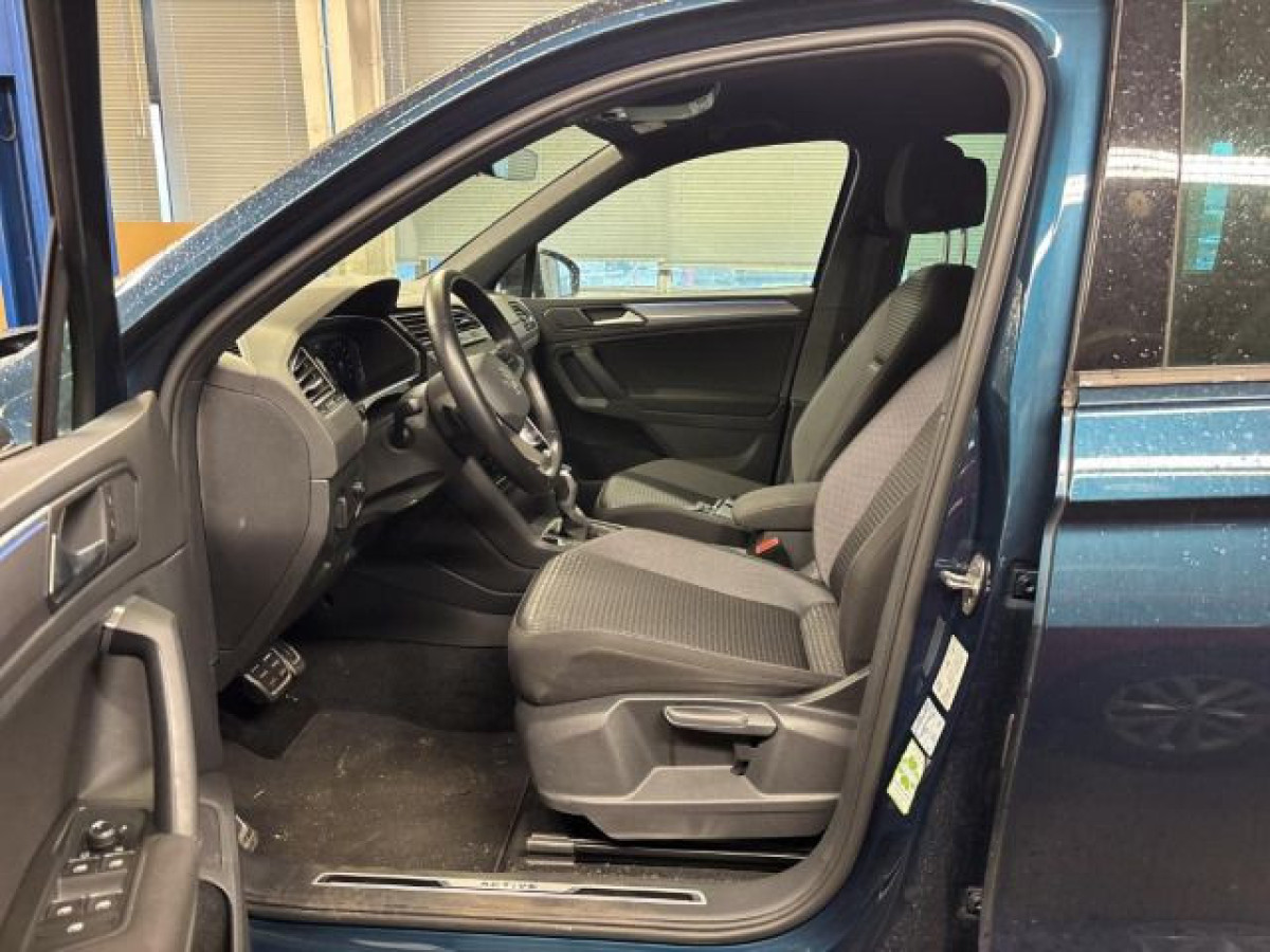 Thumb 3: Volkswagen Tiguan 2.0 TDI DSG ACTIVE AHK NAVI KAMERA HuD