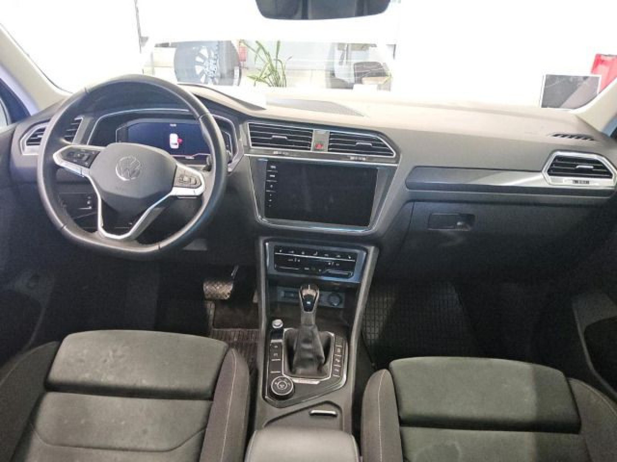 Thumb 3: Volkswagen Tiguan 2.0 TDI DSG 4M ELEGANCE STDHZG AHK NAVI
