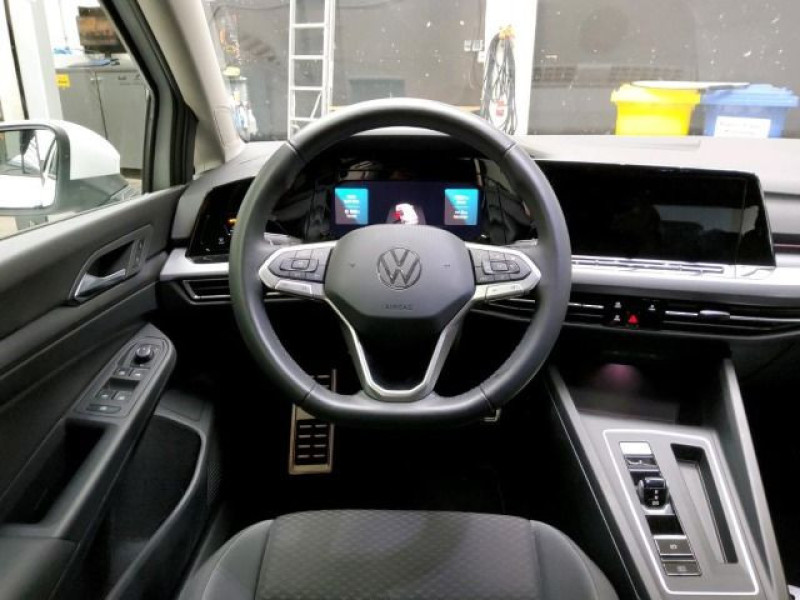 Bild 5: Volkswagen Golf Variant 1.0 eTSI DSG ACTIVE NAVI KLIMA PDC SHZG
