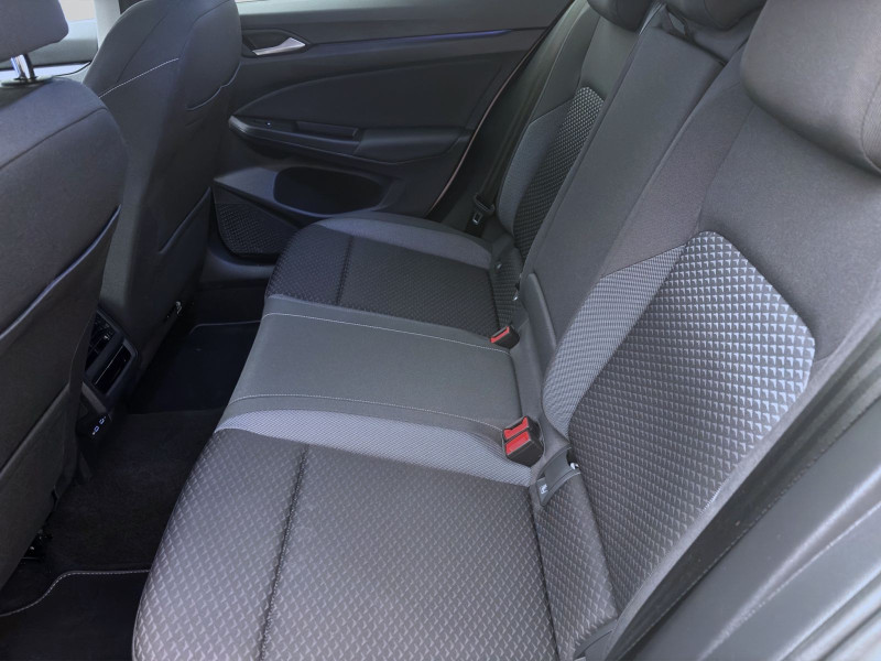 Bild 15: Volkswagen Golf Variant 1.0 eTSI DSG ACTIVE NAVI KLIMA PDC SHZG