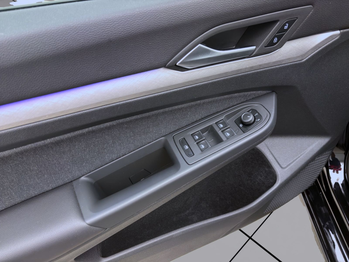 Thumb 10: Volkswagen Golf 1.5 TSI LIFE KLIMA ACC PDC LED SHZG
