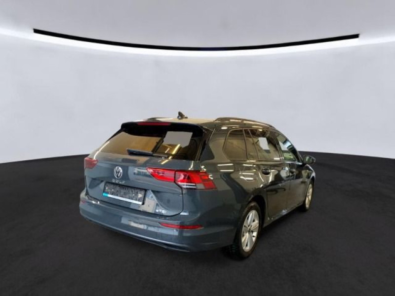 Bild 4: Volkswagen Golf Variant 1.5 eTSI DSG LIFE NAVI SITZHZG PDC LED