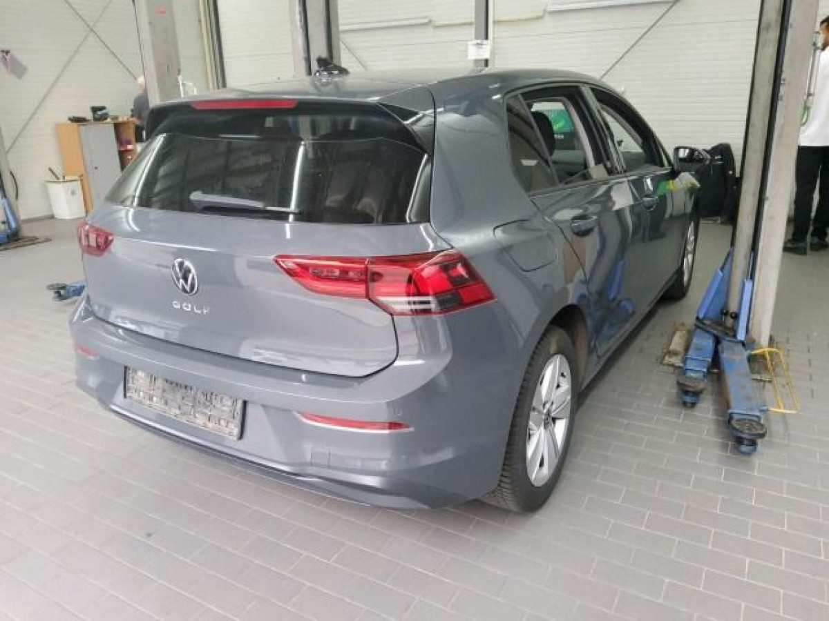 Thumb 4: Volkswagen Golf 1.5 TSI LIFE NAVI KAMERA KLIMA PDC SHZG