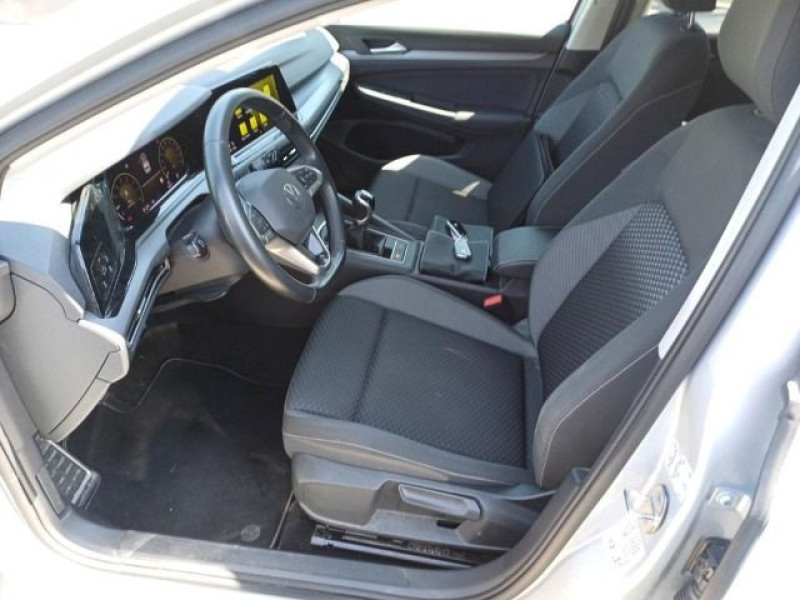 Bild 5: Volkswagen Golf 1.5 TSI ACTIVE NAVI AHK KLIMA SHZG