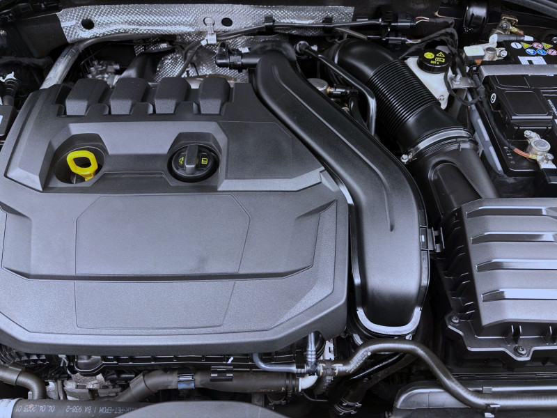 Bild 18: Volkswagen Golf Variant 1.5 eTSI DSG LIFE AHK KAMERA NAVI PDC