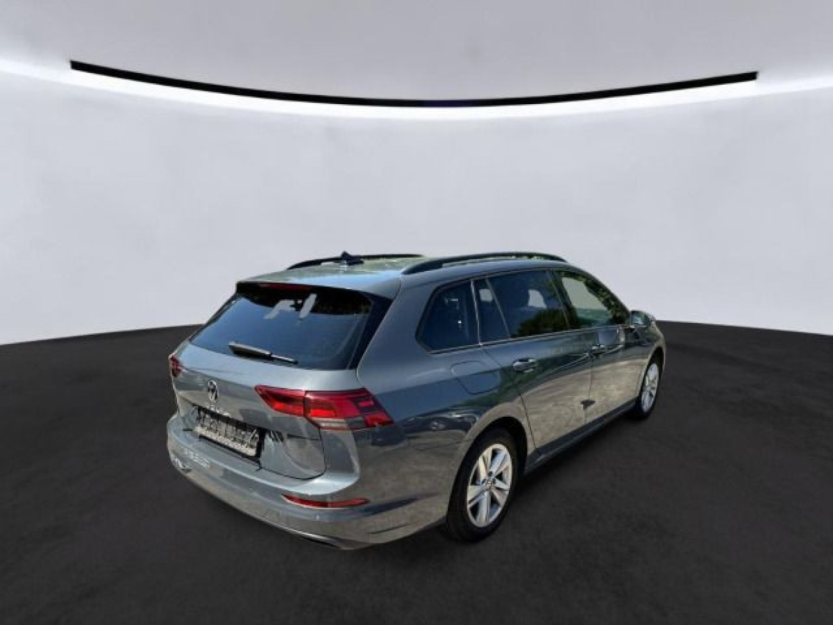 Thumb 2: Volkswagen Golf Variant 1.5 eTSI DSG LIFE AHK KAMERA NAVI PDC