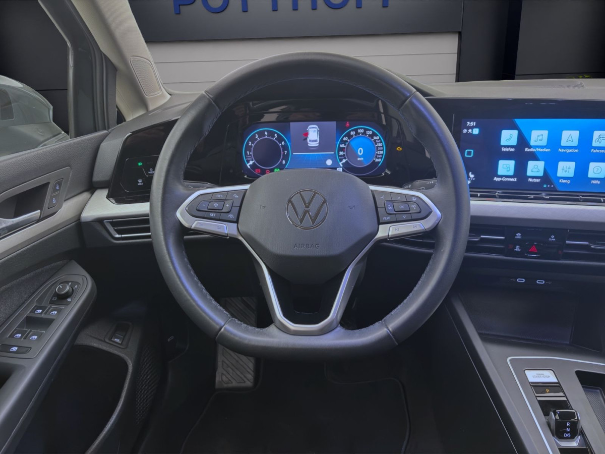 Thumb 11: Volkswagen Golf Variant 1.5 eTSI DSG LIFE AHK KAMERA NAVI PDC