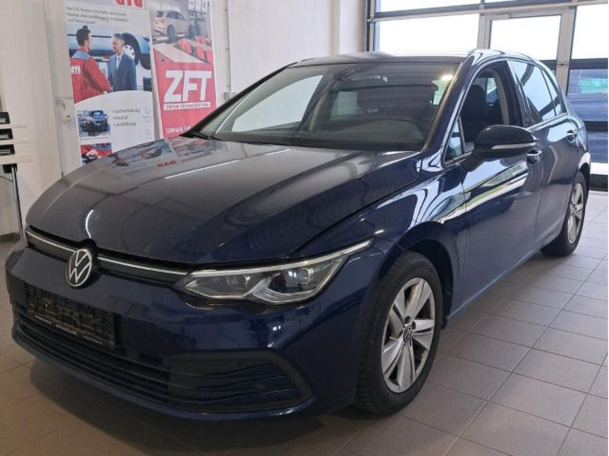 Thumb 1: Volkswagen Golf 1.5 TSI LIFE STDHZG NAVI AHK KAMERA