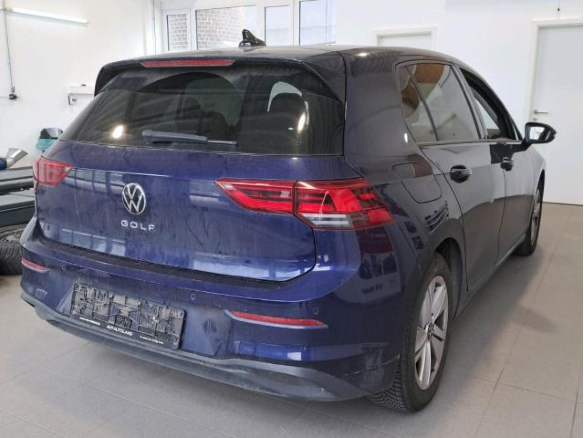 Thumb 2: Volkswagen Golf 1.5 TSI LIFE STDHZG NAVI AHK KAMERA