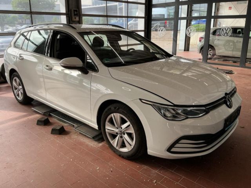 Bild 1: Volkswagen Golf Variant 1.0 TSI LIFE PDC LED SITZHZG DAB+