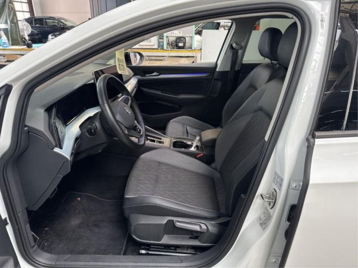 Thumb 4: Volkswagen Golf 2.0 TDI DSG GOAL NAVI AHK KAMERA KLIMA