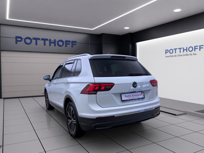 Bild 2: Volkswagen Tiguan 2.0 TDI DSG LIFE NAVI KAMERA PDC LED