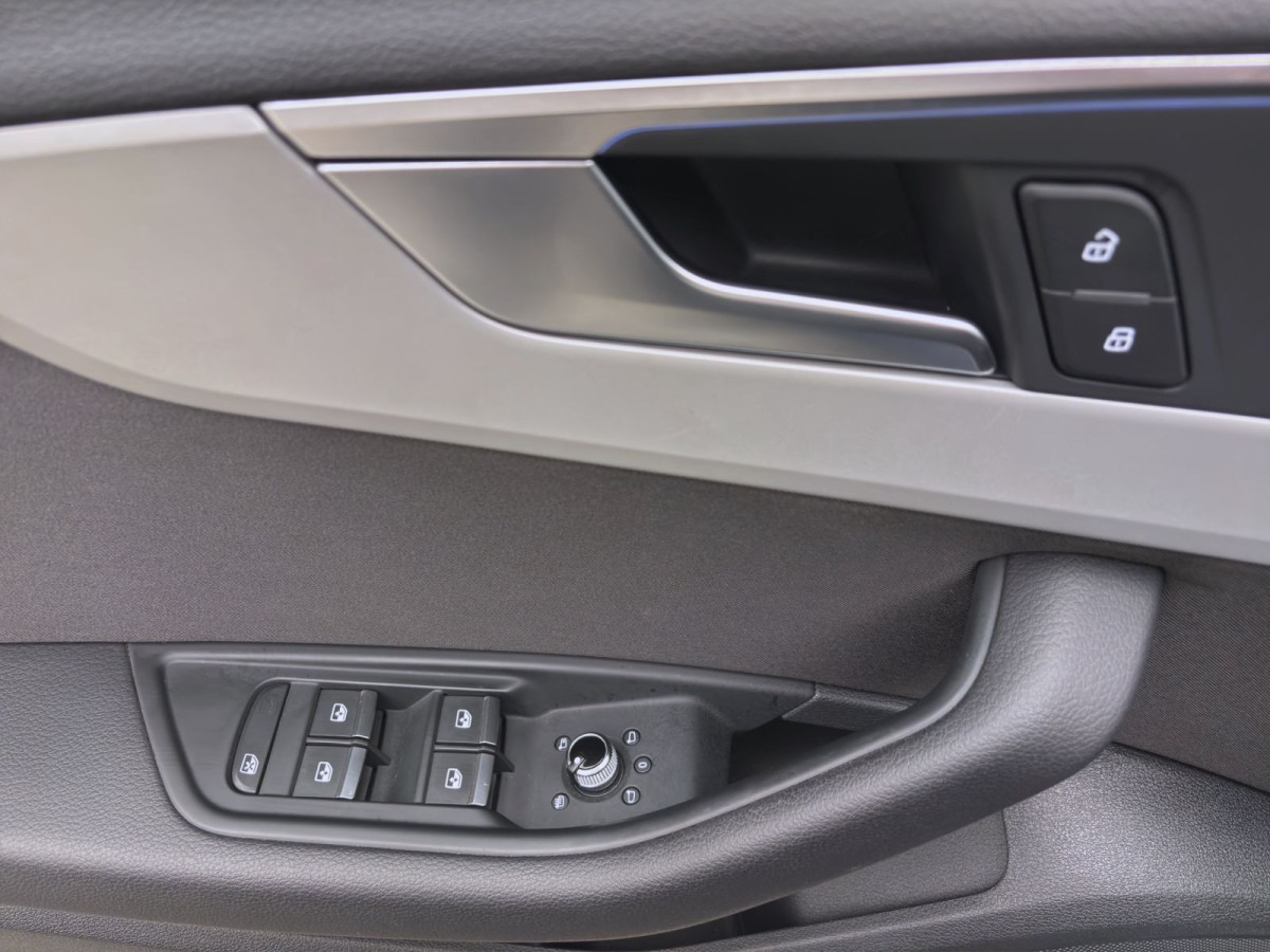 Thumb 10: Audi A4 Avant 40 TDI Q S LINE MATRIX NAVI KAMERA SITZHZG