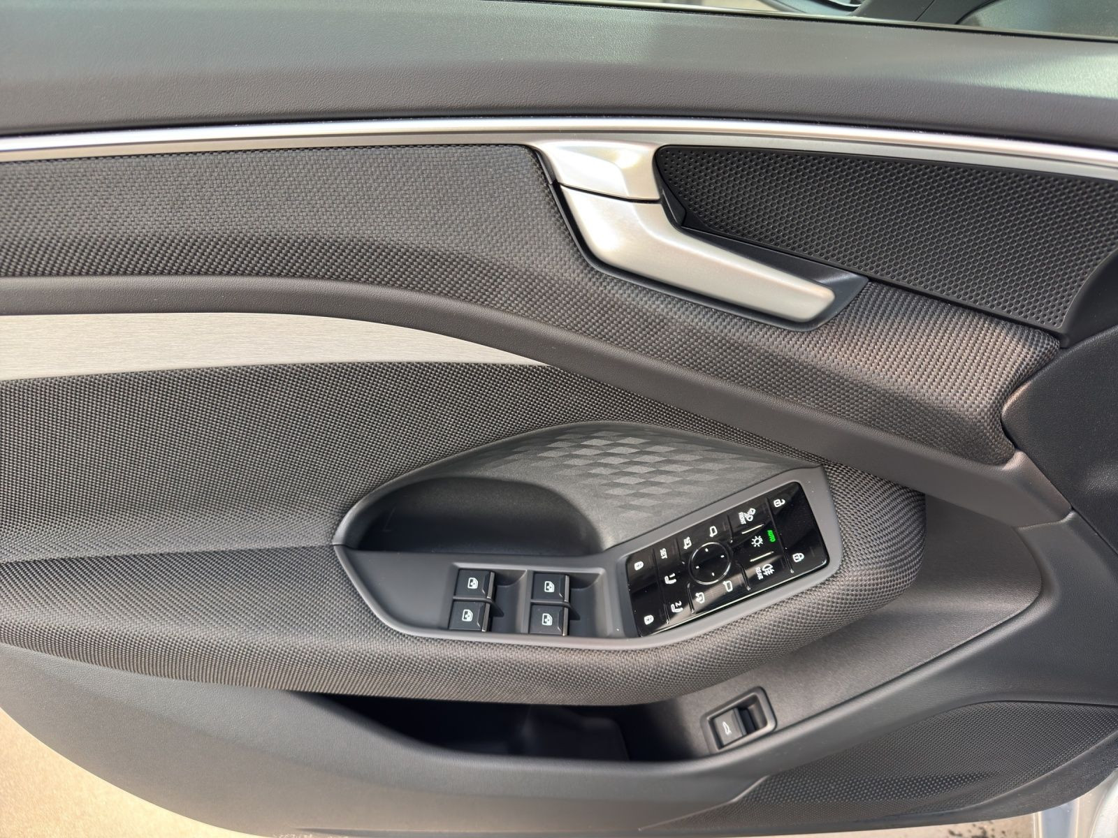 Graduation Led Matrix A6 Avant TFSI MATRIX ASSIST AHK 360 - Tiemeyer Gruppe