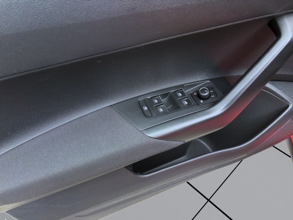 Thumb 10: Volkswagen Polo GTI NAVI KAMERA SITZHZG PDC LM18