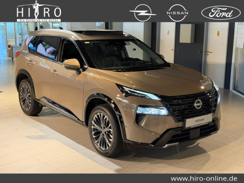 Automodell: X-Trail in der Farbe braun