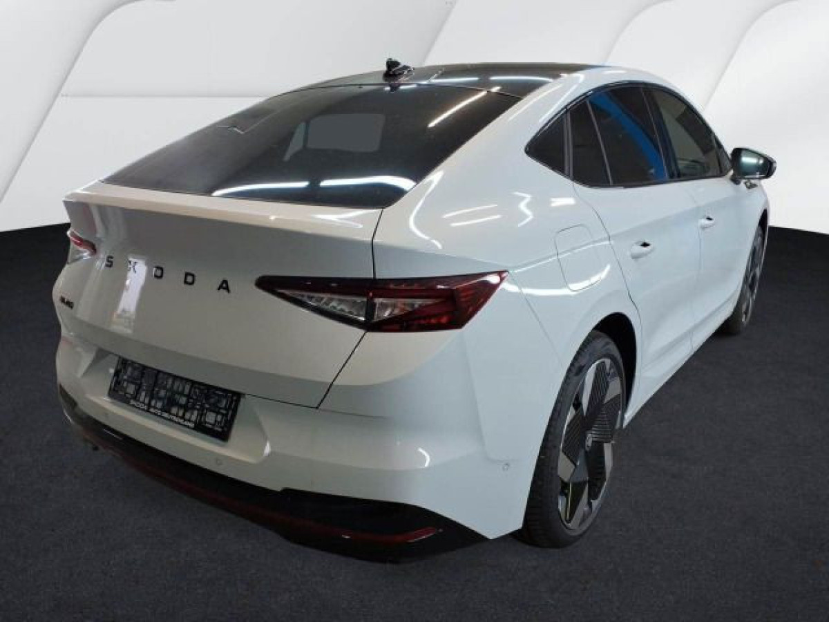 Thumb 2: Škoda Enyaq 85 Coupé RS SUITE PANO AHK KAMERA NAVI HuD