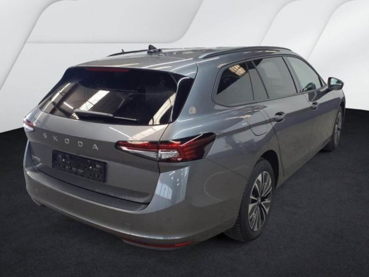 Thumb 2: Škoda Superb Combi 2.0 TDI DSG SELECTION PANO AHK NAVI HuD