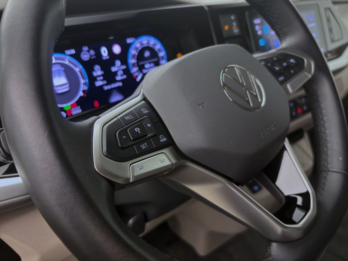 Thumb 11: Volkswagen T7 Multivan 1.5 eHybrid 4M LIFE LR NAVI KLIMA AHK ACC