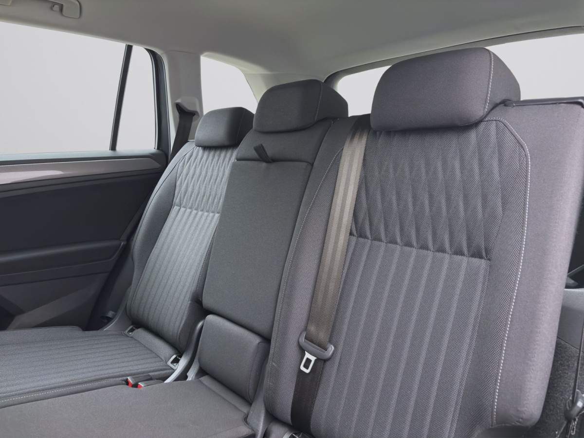 Thumb 15: Volkswagen Tiguan Allspace 1.5 TSI DSG LIFE AHK NAVI SITZHZG