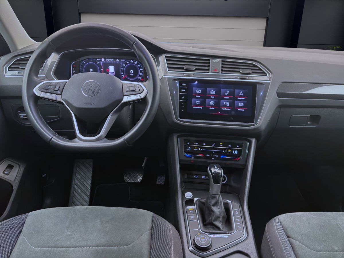 Thumb 13: Volkswagen Tiguan 2.0 TDI DSG 4M ELEGANCE STDHZG KAMERA NAVI AHK