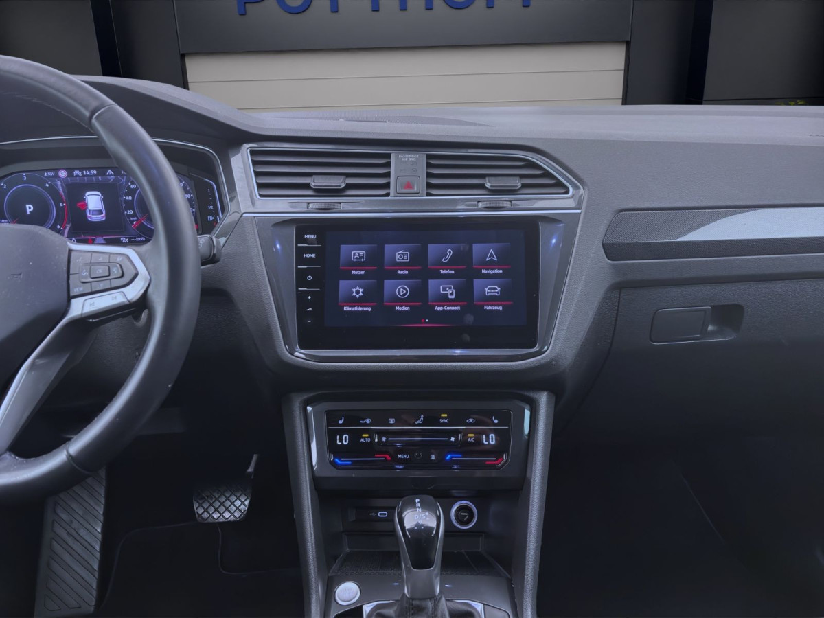 Thumb 14: Volkswagen Tiguan 2.0 TDI DSG 4M ELEGANCE STDHZG KAMERA NAVI AHK