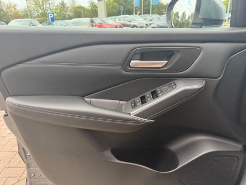 Ansicht 18 - Gebrauchtwagen Fahrzeug, Modell Qashqai der Marke Nissan von Verkäufer C. Thomsen GmbH