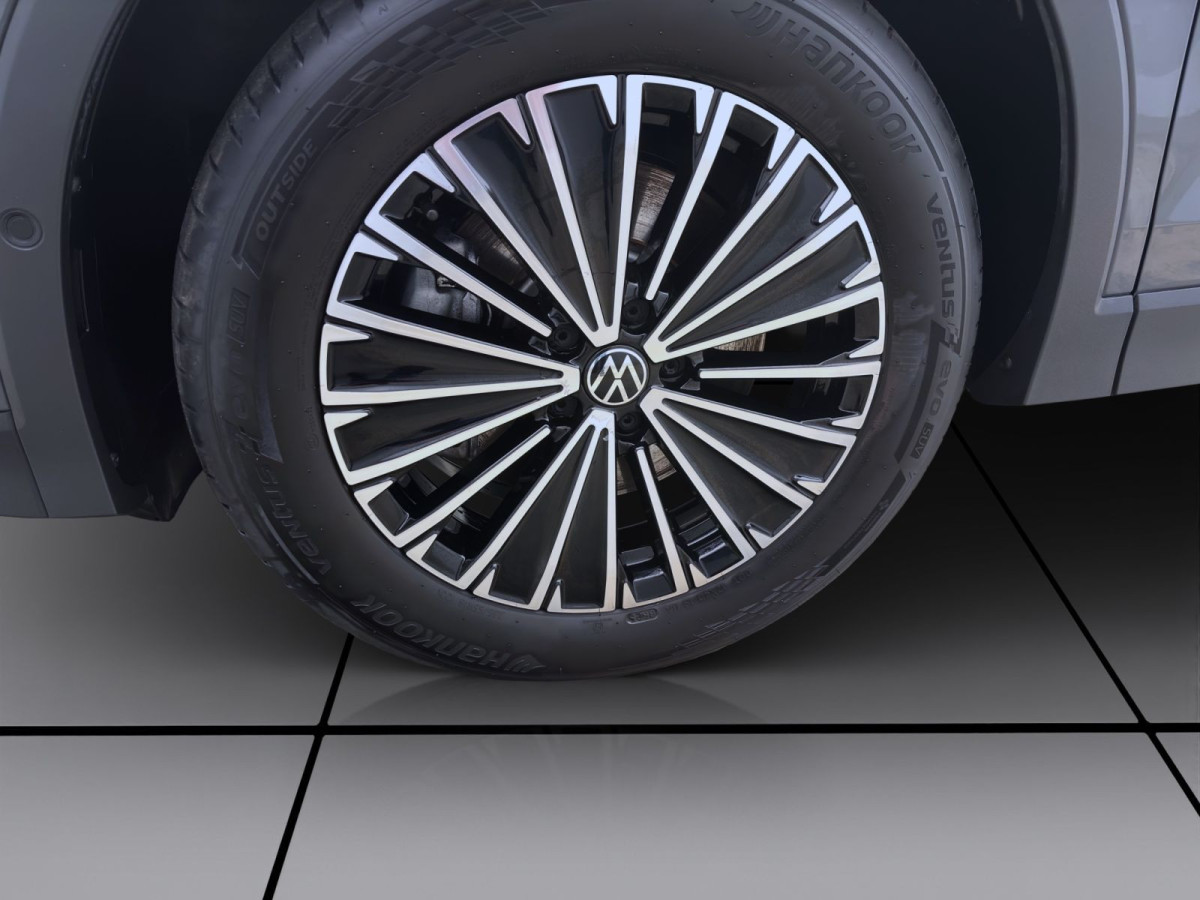 Thumb 7: Volkswagen Tiguan 2.0 TDI DSG GOAL NAVI SITZHZG KAMERA LED+
